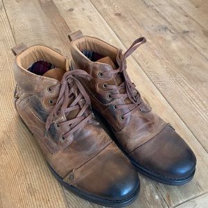 Steve Madden Distressed Leather Boots Sz 12 New no tag